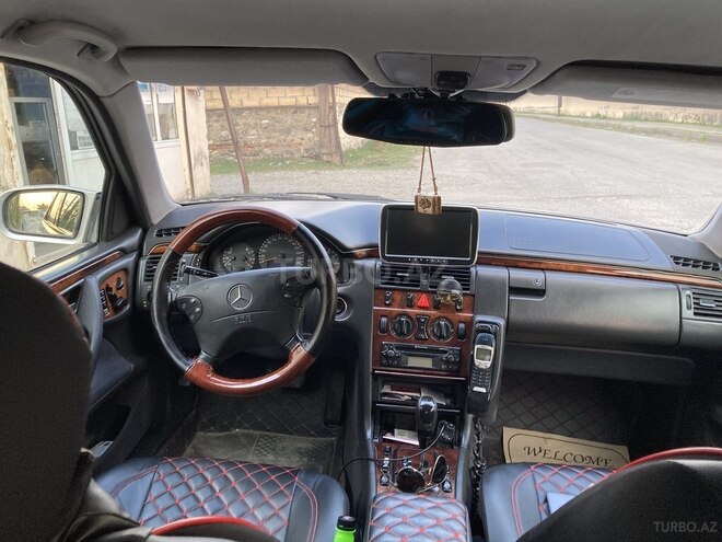 Mercedes E 240 2001, 378,000 km - 2.6 l - Ağdaş