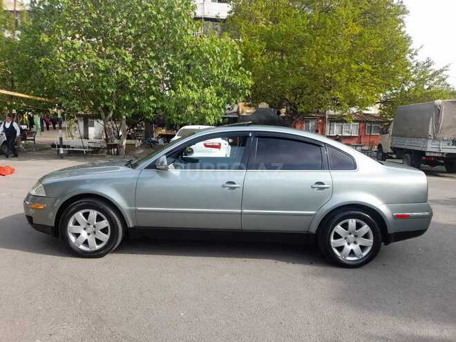 Volkswagen Passat 2004, 230,000 km - 1.8 l - Bakı