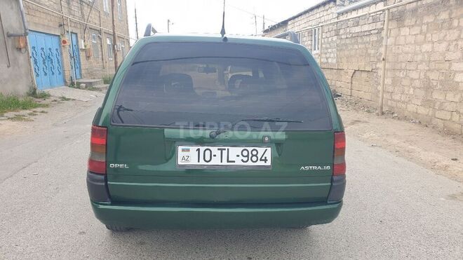 Opel Astra 1996, 300,000 km - 1.6 л - Bakı