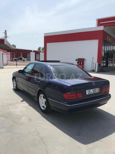 Mercedes E 220 2000, 296,000 km - 2.2 l - Sabirabad