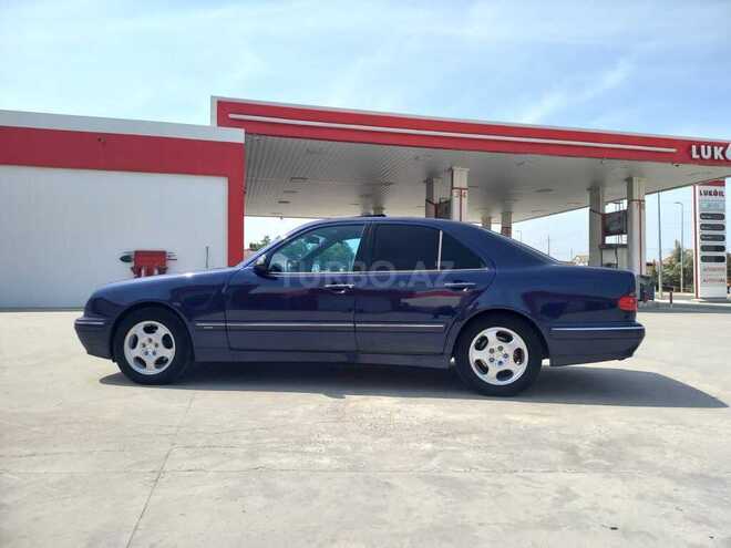Mercedes E 220 2000, 296,000 km - 2.2 l - Sabirabad
