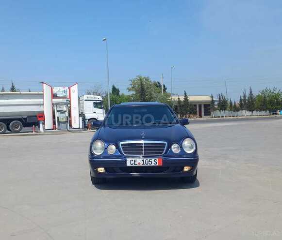 Mercedes E 220 2000, 296,000 km - 2.2 l - Sabirabad