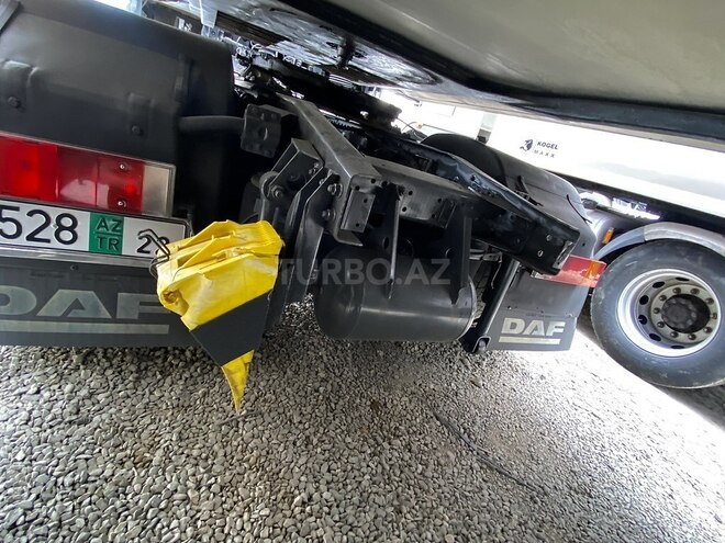 DAF 105 XF 2011, 902,000 km - 13.0 l - Bakı