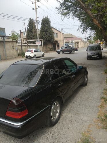 Mercedes C 220 1995, 643,738 km - 2.2 l - Bakı