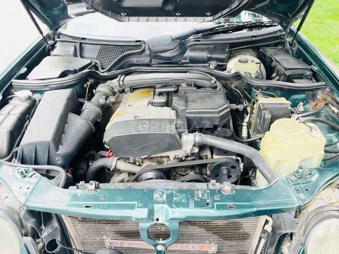 Mercedes E 230 1997, 220,559 km - 2.3 l - Bakı