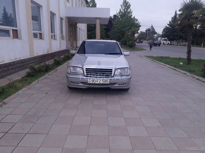 Mercedes C 220 1999, 272,447 km - 2.2 l - Şirvan