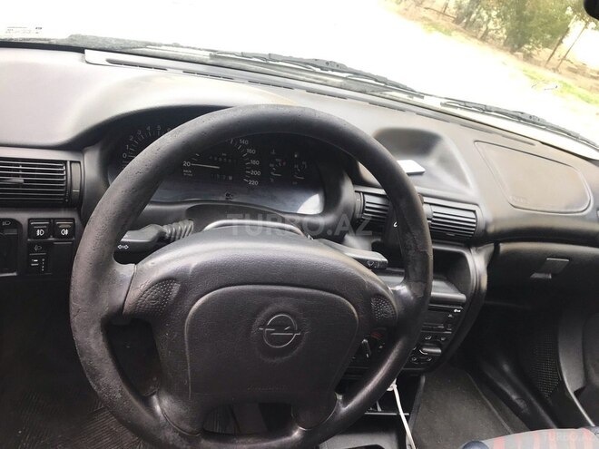 Opel Astra 1997, 499,560 km - 1.6 l - Bakı