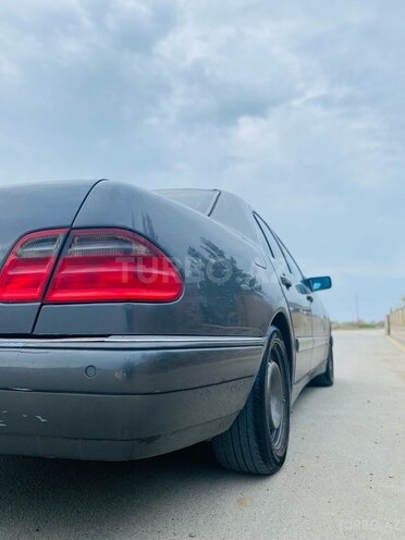 Mercedes E 320 1998, 380,000 km - 3.2 l - Bakı
