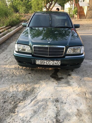 Mercedes C 240 1998, 193,900 km - 2.4 l - Mingəçevir