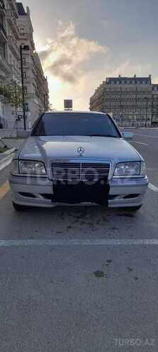 Mercedes C 200 2000, 240,000 km - 2.0 l - Bakı
