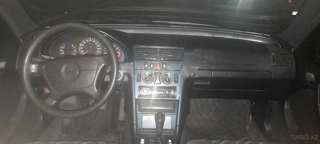 Mercedes C 200 2000, 240,000 km - 2.0 l - Bakı