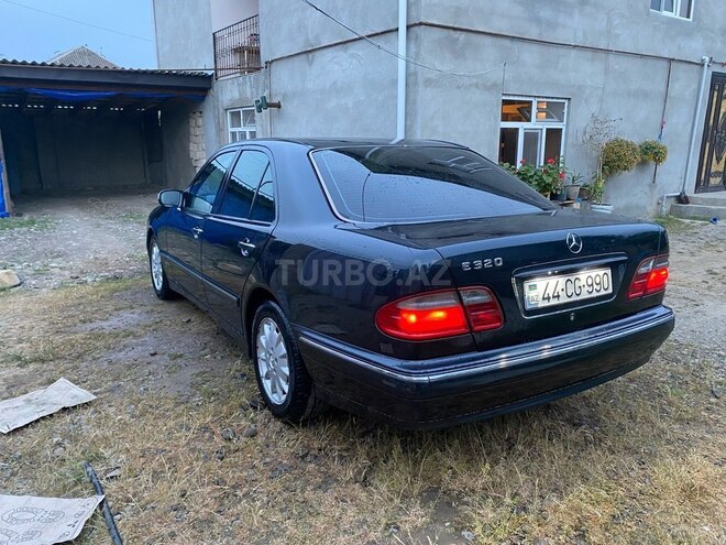 Mercedes E 200 1999, 490,000 km - 2.0 l - Masallı