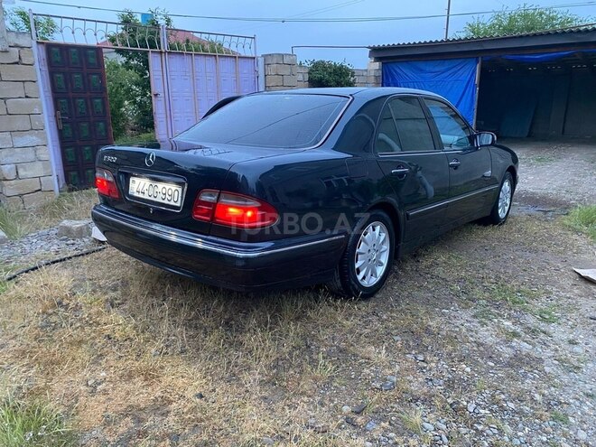 Mercedes E 200 1999, 490,000 km - 2.0 l - Masallı