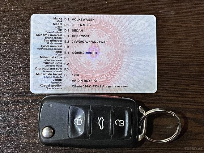 Volkswagen Jetta 2016, 115,068 km - 1.8 л - Bakı