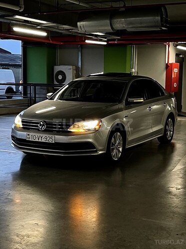 Volkswagen Jetta 2016, 115,068 km - 1.8 л - Bakı