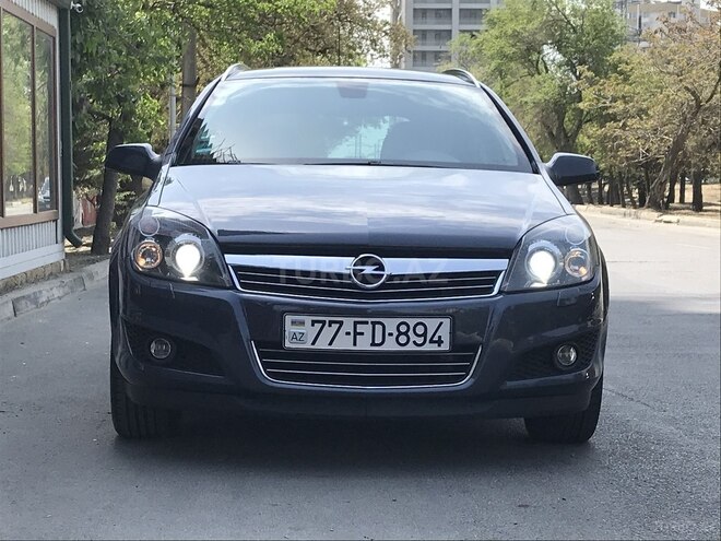 Opel Astra 2010, 191,000 km - 1.4 l - Bakı