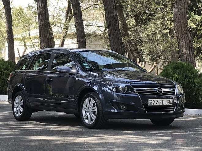 Opel Astra 2010, 191,000 km - 1.4 l - Bakı