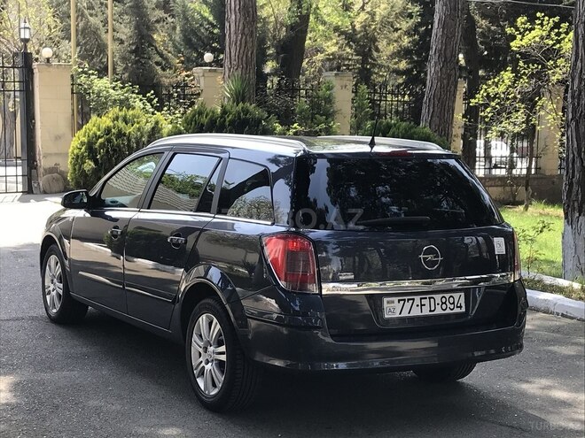 Opel Astra 2010, 191,000 km - 1.4 l - Bakı