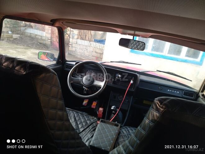 LADA (VAZ) 2105 1984, 250,000 km - 1.5 l - Xaçmaz
