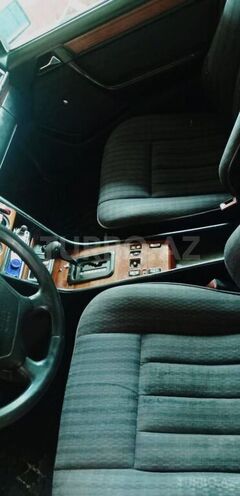 Mercedes E 250 1993, 217,490 km - 2.5 l - Cəlilabad