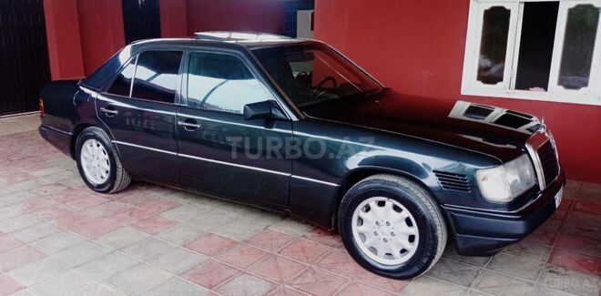 Mercedes E 250 1993, 217,490 km - 2.5 l - Cəlilabad