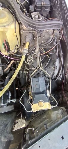 Mercedes E 250 1993, 217,490 km - 2.5 l - Cəlilabad