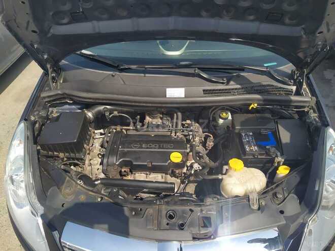 Opel Corsa 2007, 174,000 km - 1.2 л - Göyçay