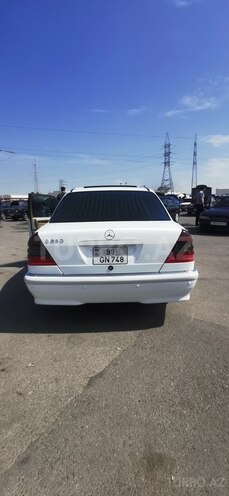 Mercedes C 230 1998, 257,683 km - 2.3 l - Bakı