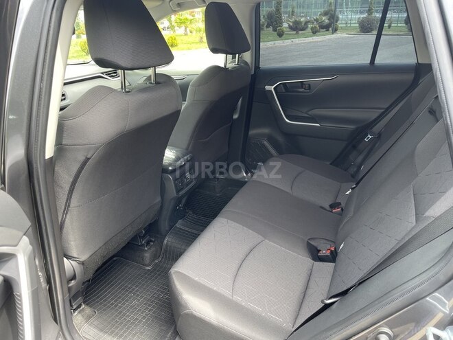 Toyota RAV4 2021, 31,300 km - 2.0 l - Bakı