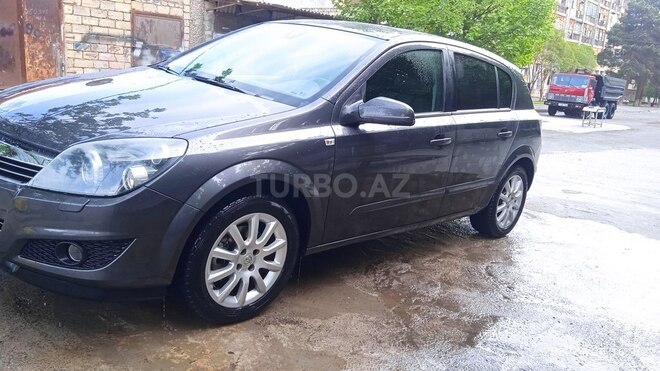 Opel Astra 2009, 225,000 km - 1.4 l - Mingəçevir