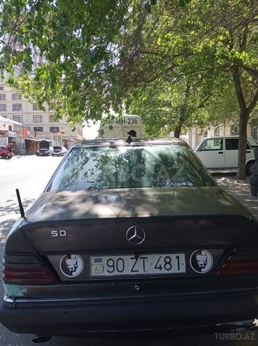 Mercedes E 250 1991, 295,000 km - 2.5 l - Bakı