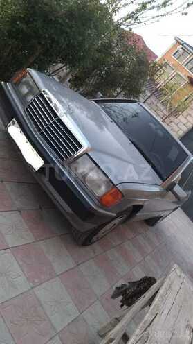 Mercedes 190 1992, 256,000 km - 2.0 л - Bakı