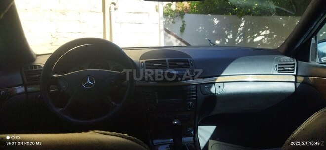 Mercedes E 270 2002, 250,000 km - 2.7 l - Bakı
