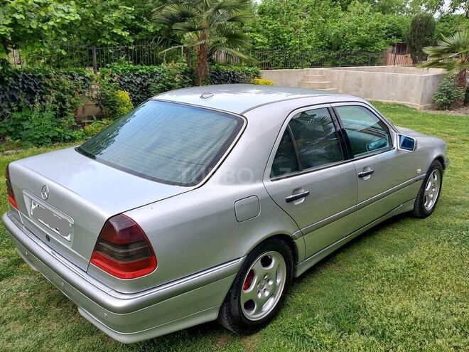 Mercedes C 240 1997, 344,000 km - 2.4 l - Zaqatala