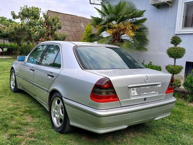 Mercedes C 240 1997, 344,000 km - 2.4 l - Zaqatala