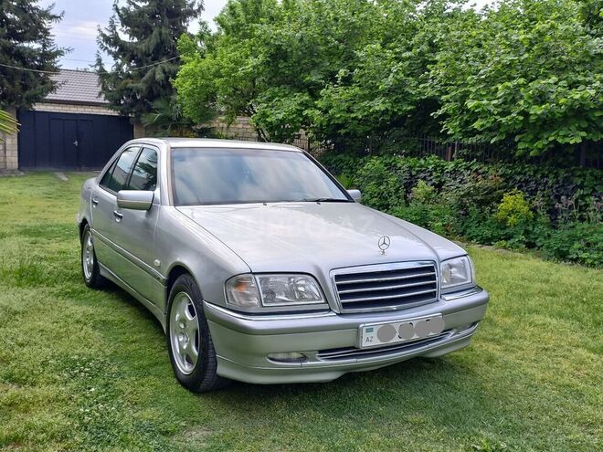 Mercedes C 240 1997, 344,000 km - 2.4 l - Zaqatala