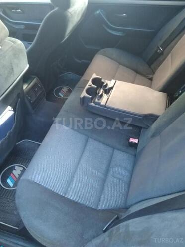 BMW 528 1999, 350,000 km - 2.8 л - Bakı