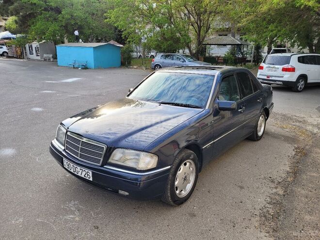 Mercedes C 220 1993, 400,000 km - 2.2 l - Bakı