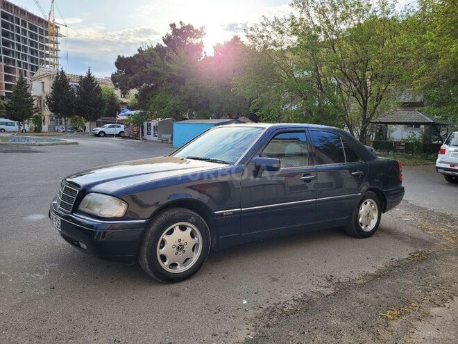 Mercedes C 220 1993, 400,000 km - 2.2 l - Bakı