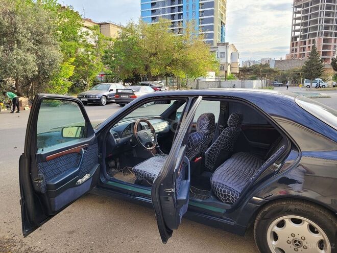 Mercedes C 220 1993, 400,000 km - 2.2 l - Bakı