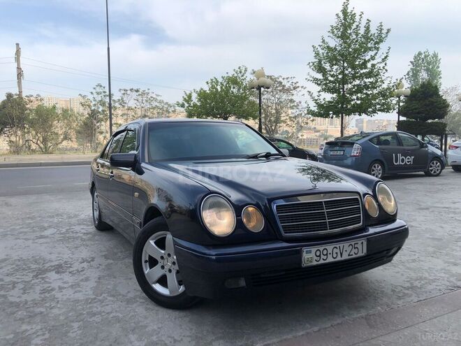 Mercedes E 200 1998, 385,000 km - 2.0 l - Bakı