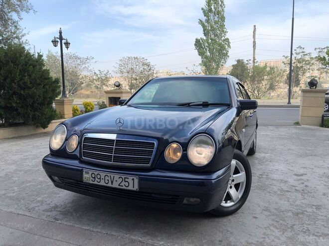 Mercedes E 200 1998, 385,000 km - 2.0 l - Bakı