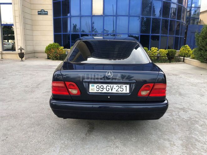 Mercedes E 200 1998, 385,000 km - 2.0 l - Bakı