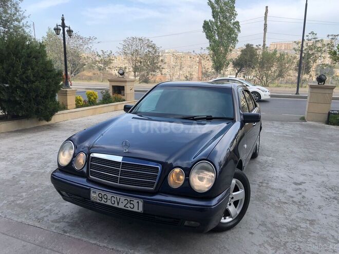 Mercedes E 200 1998, 385,000 km - 2.0 l - Bakı