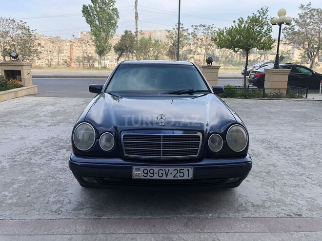 Mercedes E 200 1998, 385,000 km - 2.0 l - Bakı