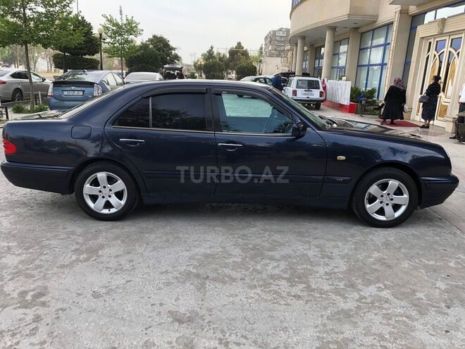 Mercedes E 200 1998, 385,000 km - 2.0 l - Bakı