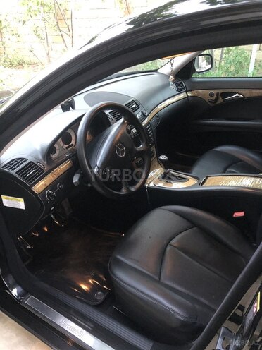 Mercedes E 350 2006, 17,000 km - 3.5 л - Bakı