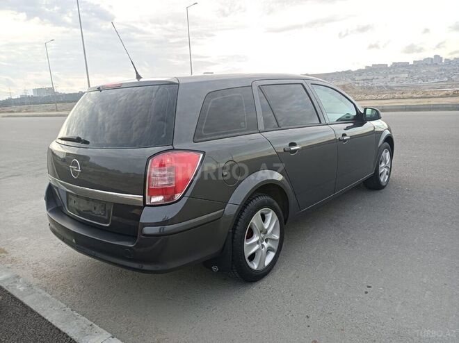 Opel Astra 2010, 160,000 km - 1.4 l - Bakı