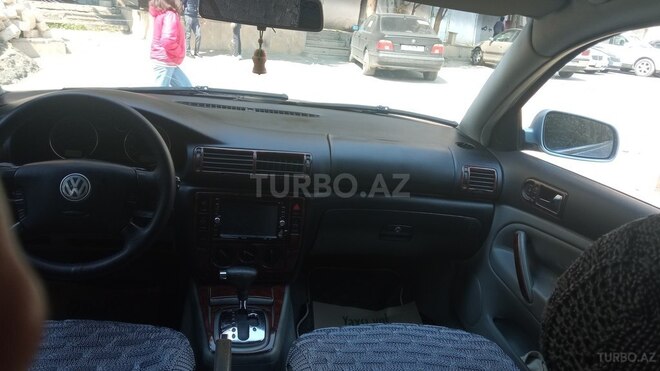 Volkswagen Passat 2003, 288,000 km - 1.8 l - Bakı