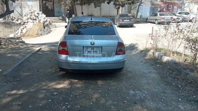 Volkswagen Passat 2003, 288,000 km - 1.8 l - Bakı